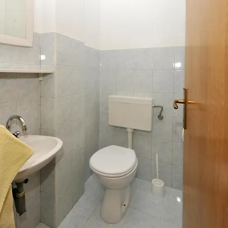 Karlo Apartment Trogir
